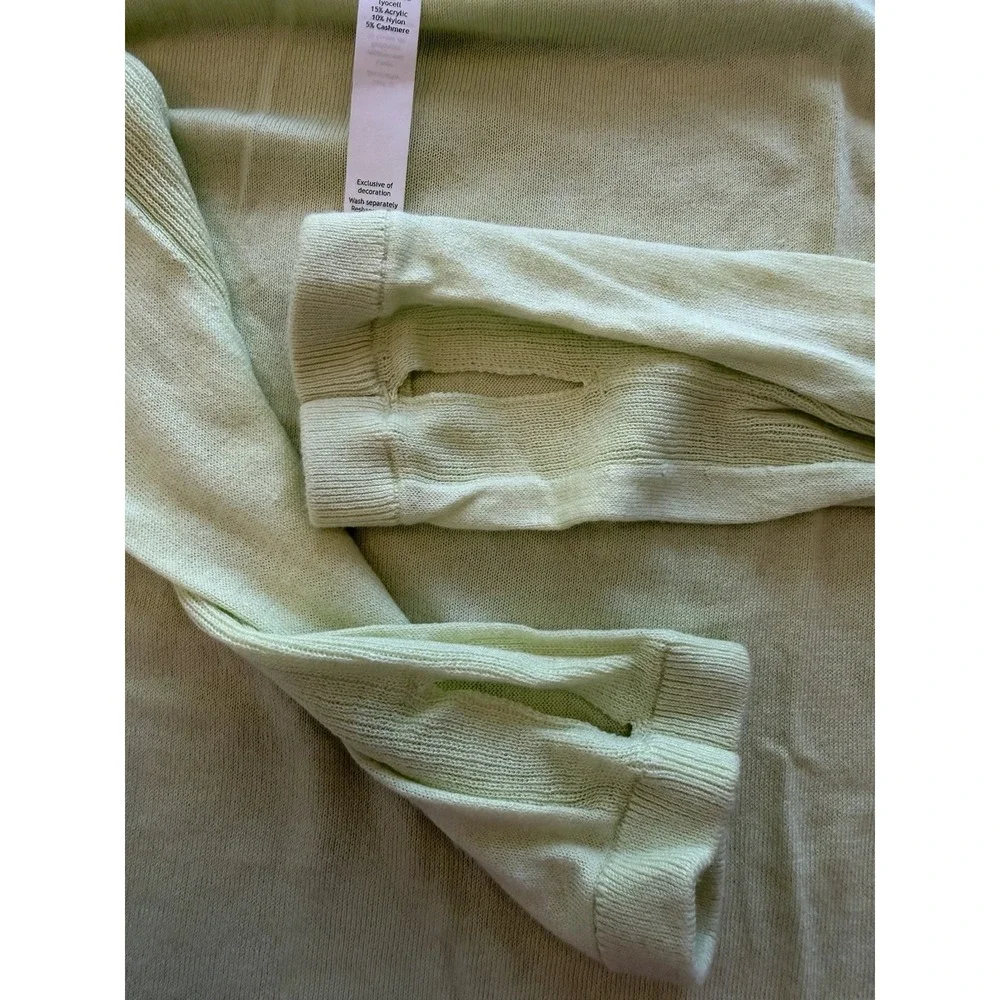 Lululemon Light Green Cashmere Blend Knit Long Sleeve Sweater Green Size 4/Small